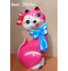 Кошка Лола