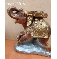 Слон с корзиной  