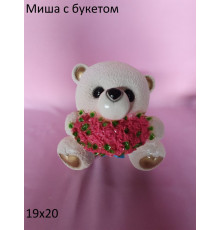 Мишка с букетом