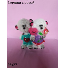 Два мишки с розой